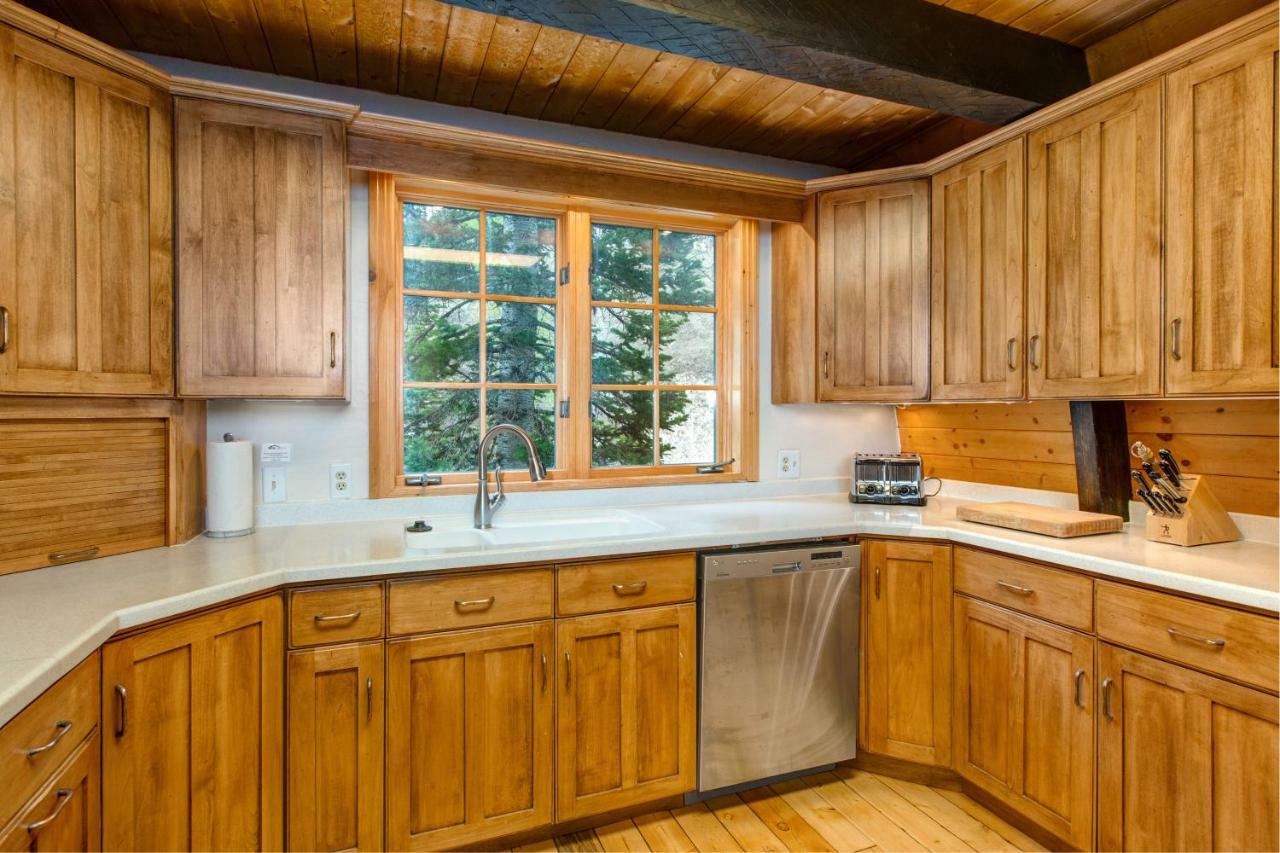 Creekside Chalet ألتا المظهر الخارجي الصورة