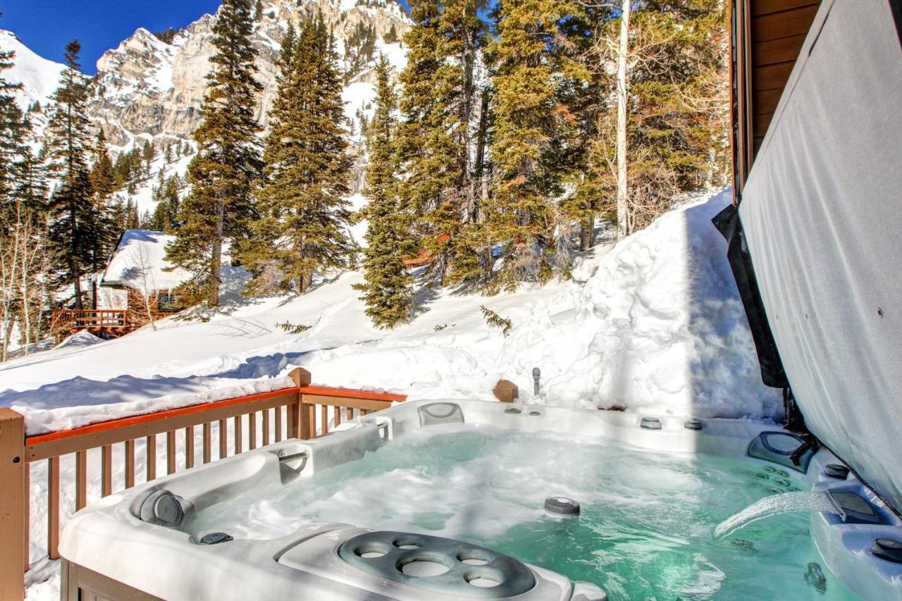 Creekside Chalet ألتا المظهر الخارجي الصورة