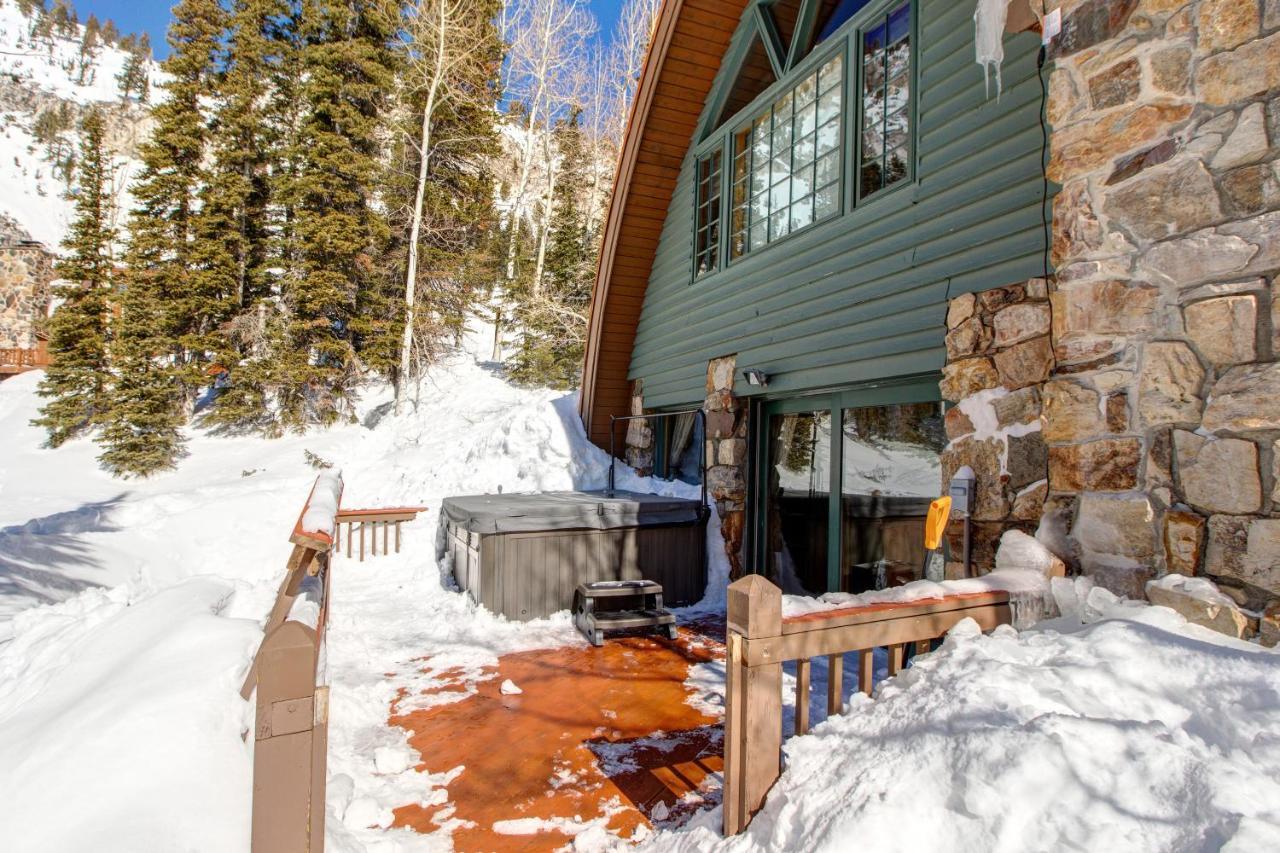 Creekside Chalet ألتا المظهر الخارجي الصورة